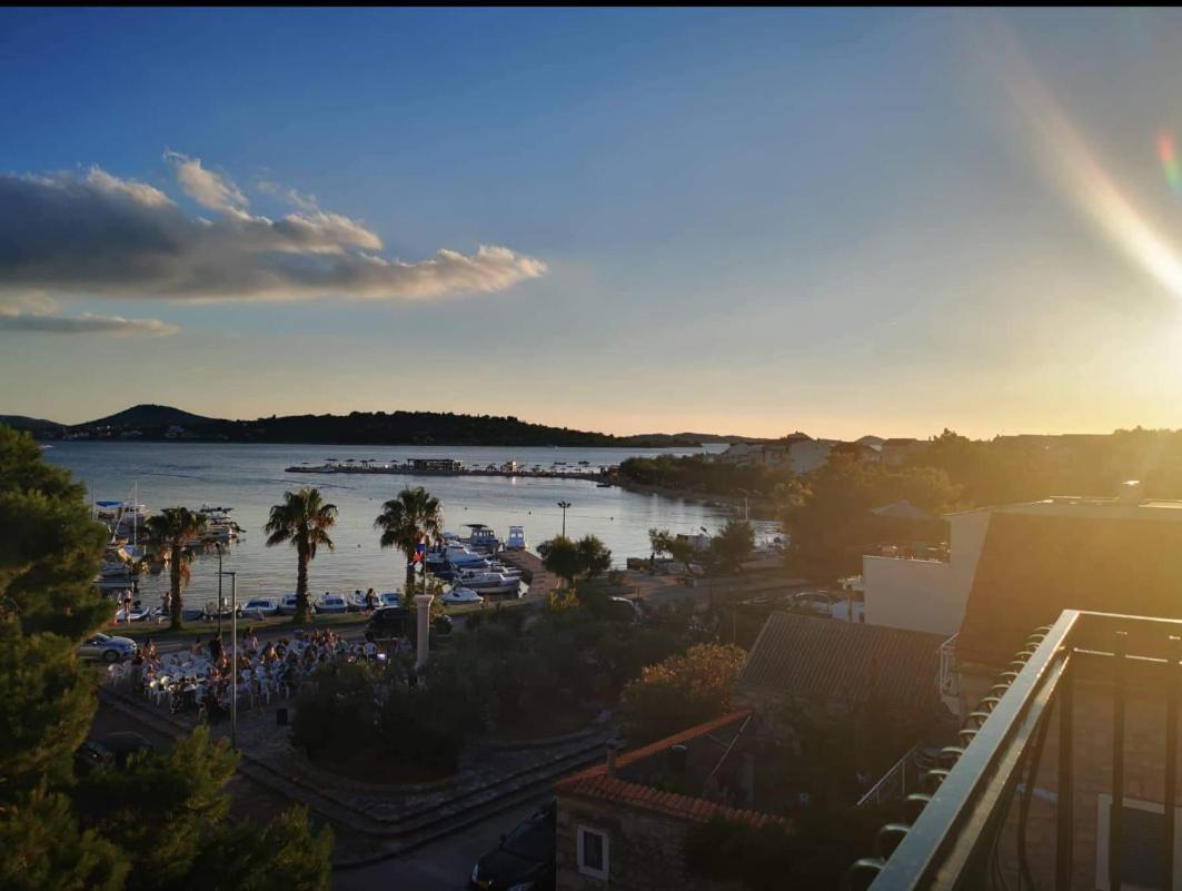 Apartments Lorio Vodice Esterno foto